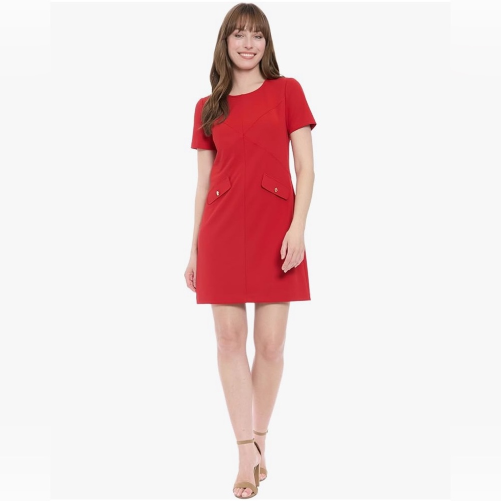 Women's Short Sleeve Round Neck Shift Dress with Welt Pockets